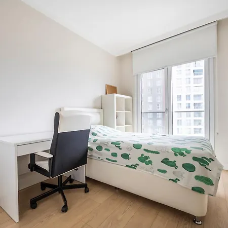 Modern Large In Great Location Apartment Istanbul