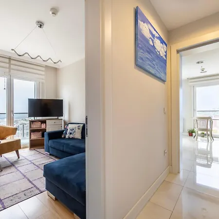 아파트 Modern Large In Great Location