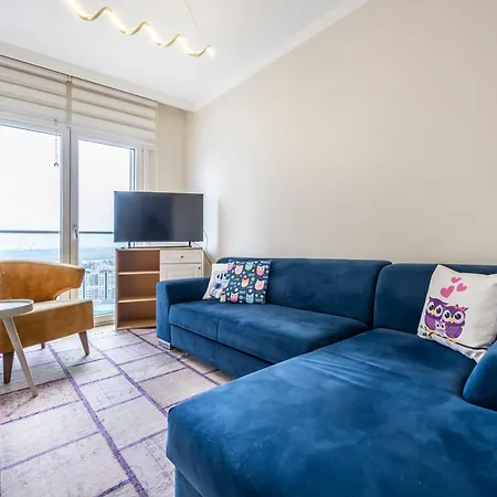 아파트 Modern Large In Great Location 이스탄불