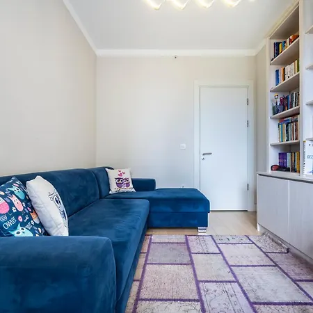 Modern Large In Great Location * 이스탄불